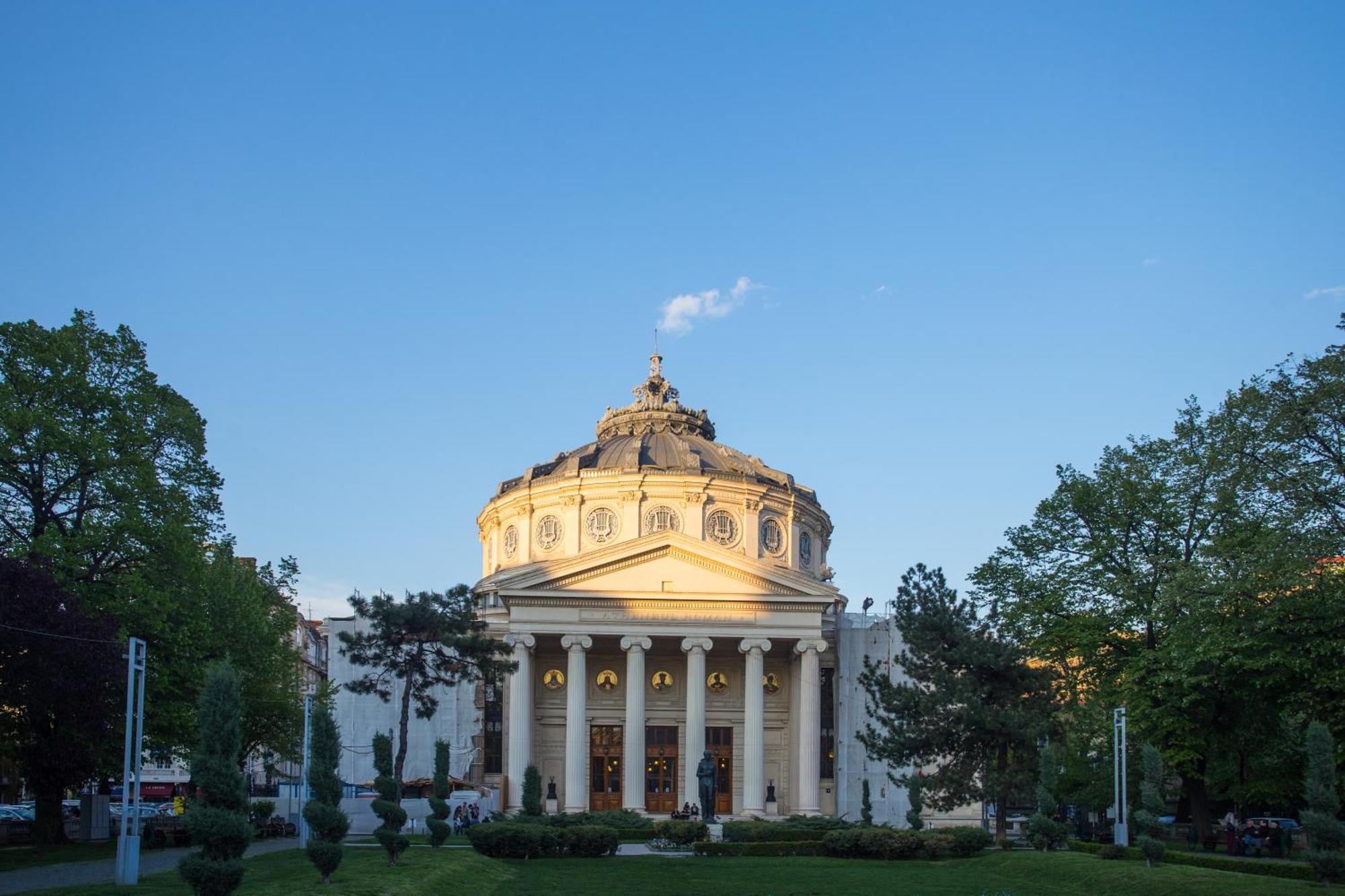 Royal Atheneum 2 By Citylife Suites Bucareste Exterior foto